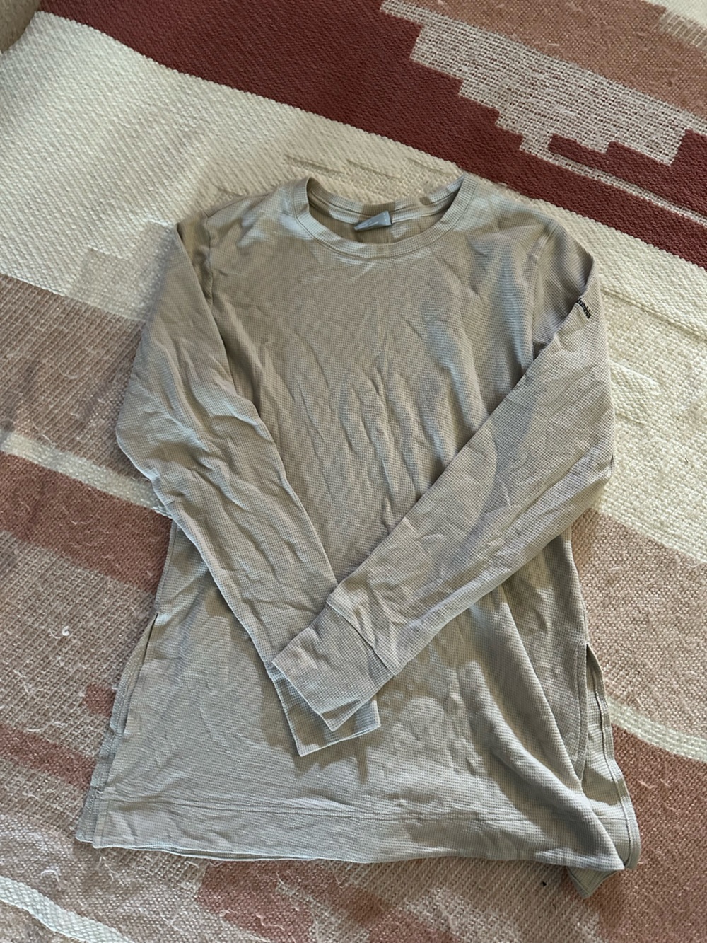 Columbia Women’s Long Sleeve Thermal Top - taupe